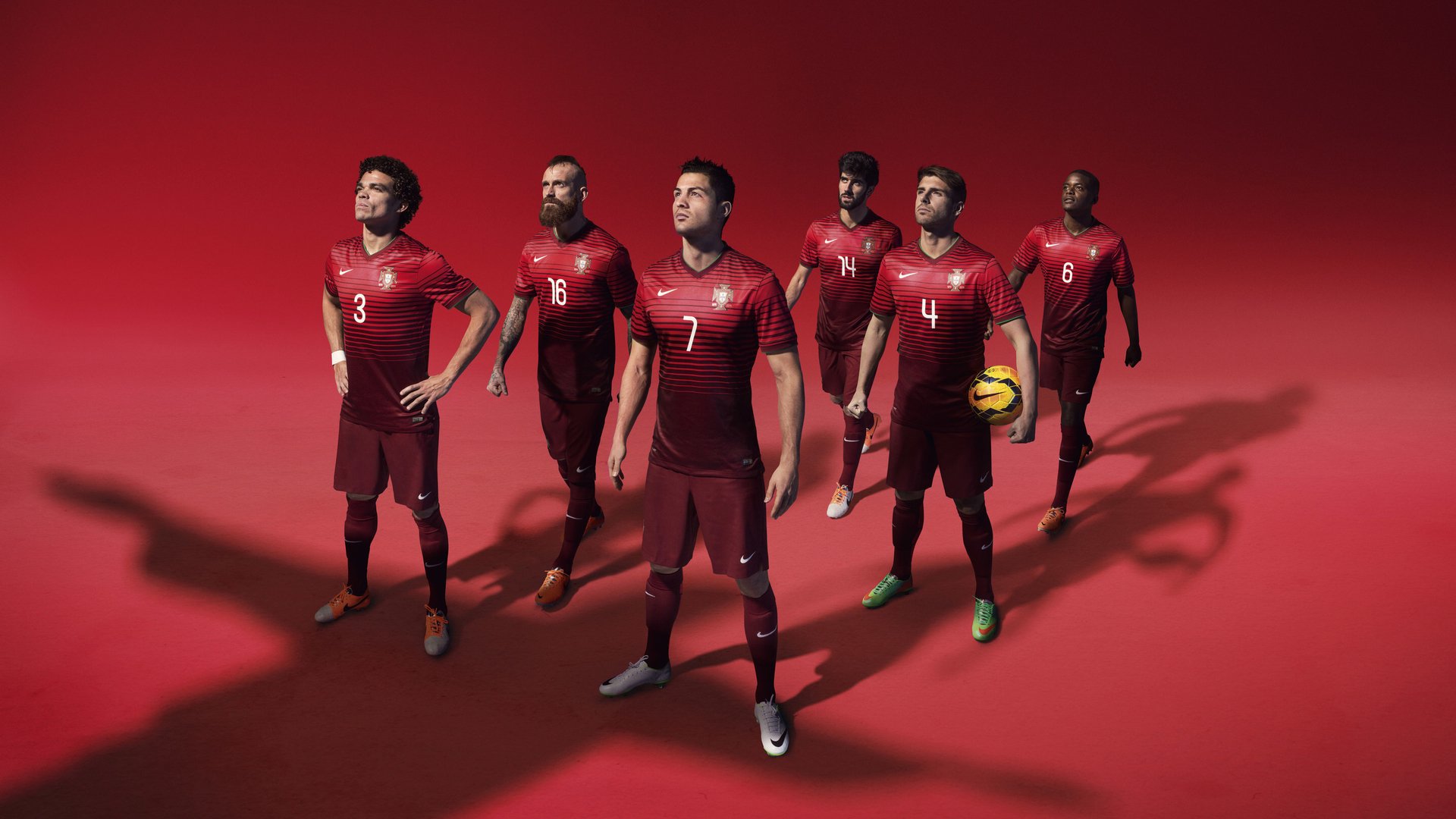 车手独家访谈：比赛中的秘密武器，采访赛车手常问问题